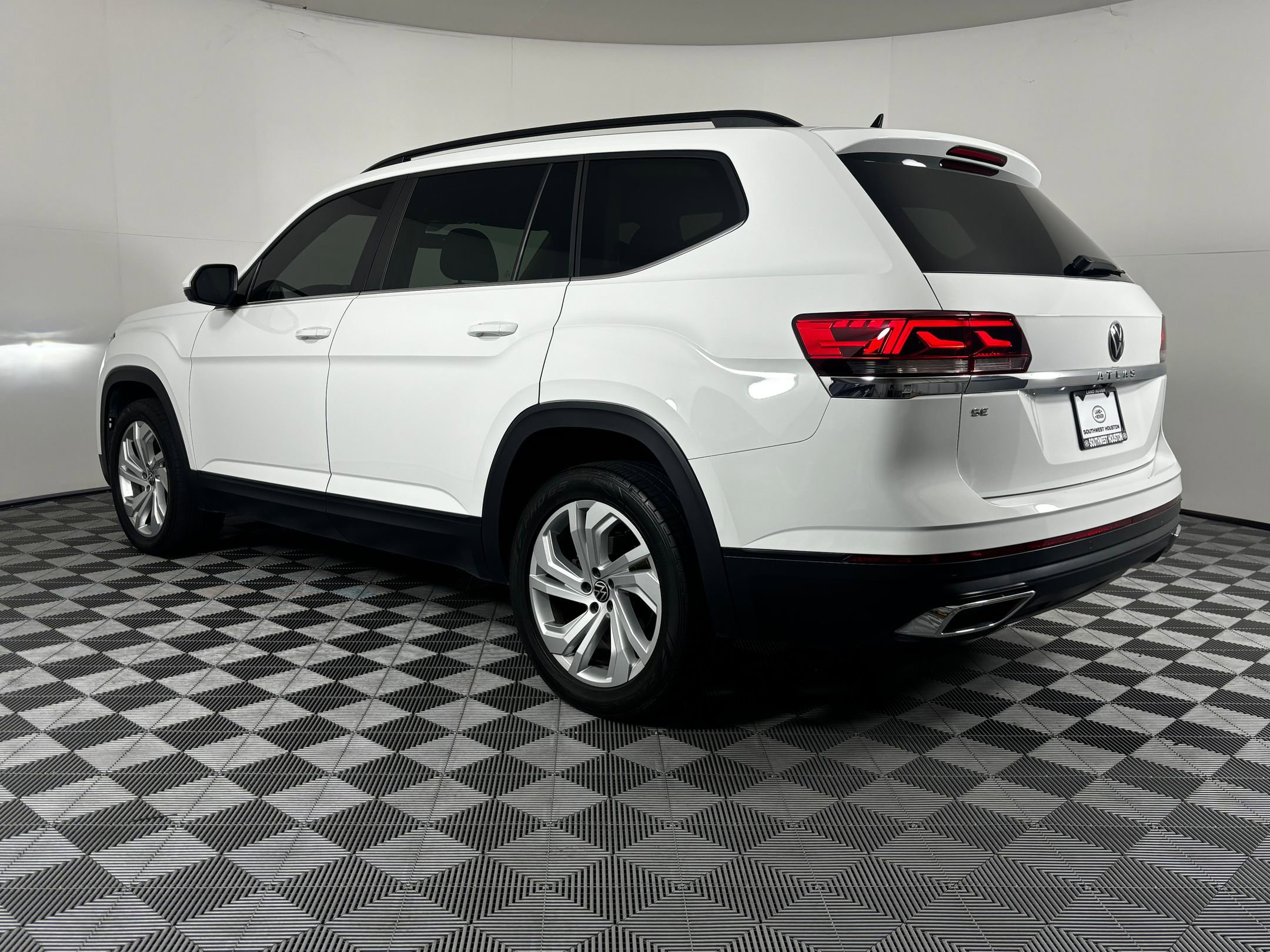 2021 Volkswagen Atlas SE Technology photo 3