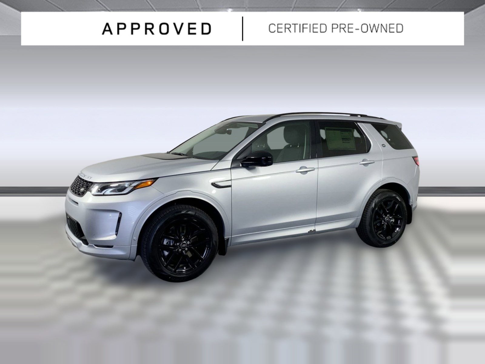 2025 Land Rover Discovery Sport 2.0 S's photo