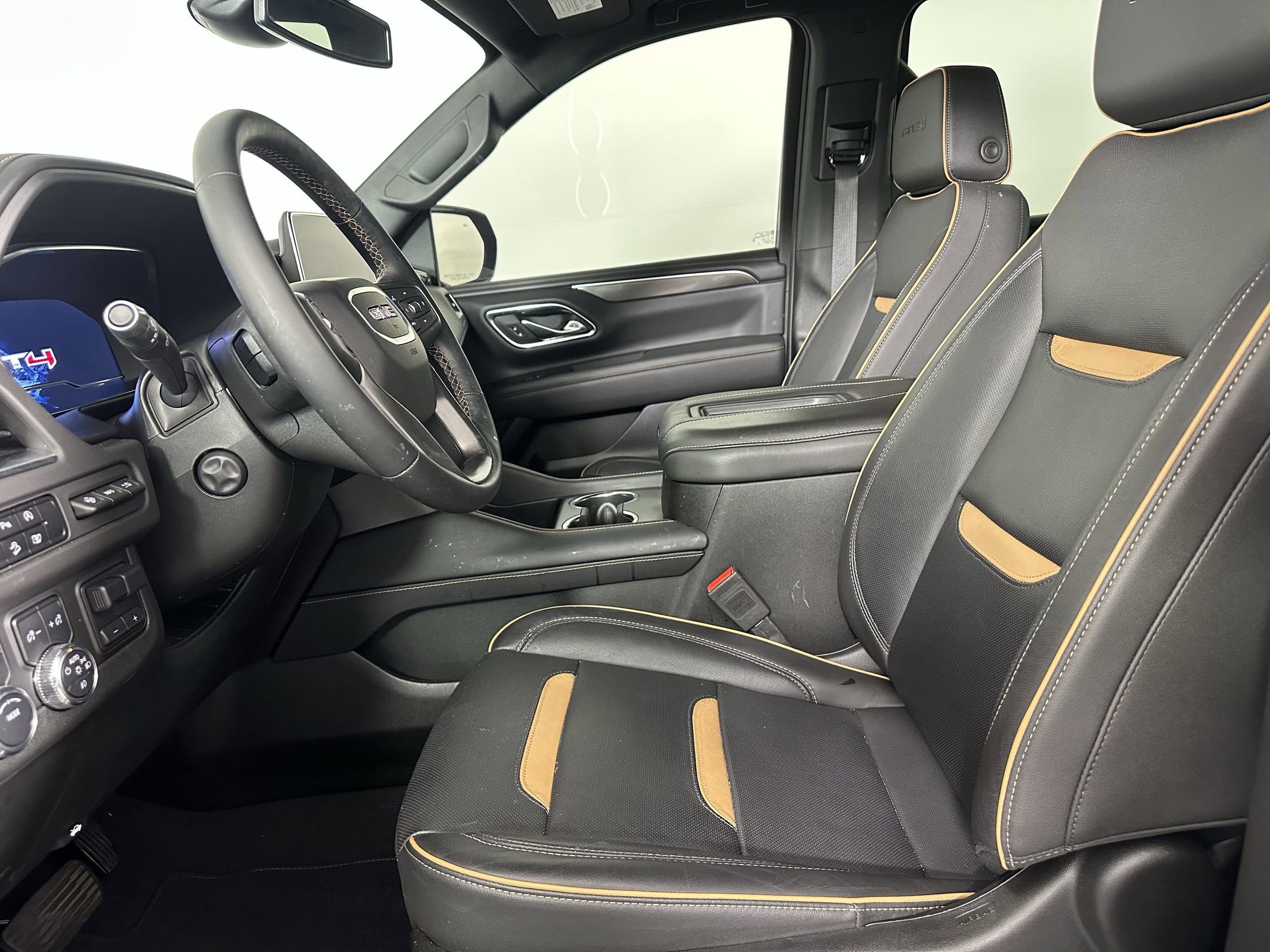 2024 Gmc Yukon XL AT4 photo 4