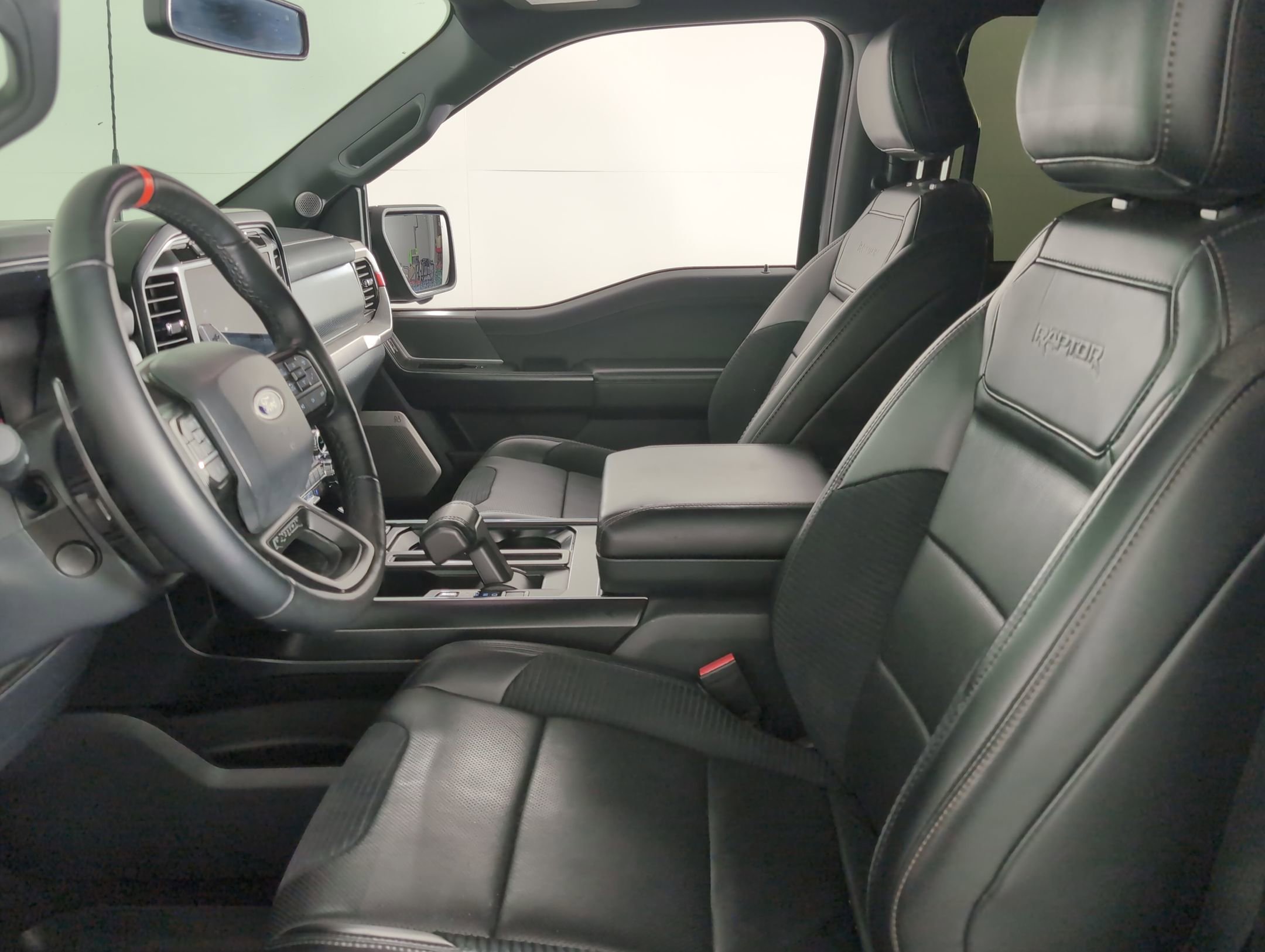 2023 Ford F-150 Raptor photo 4