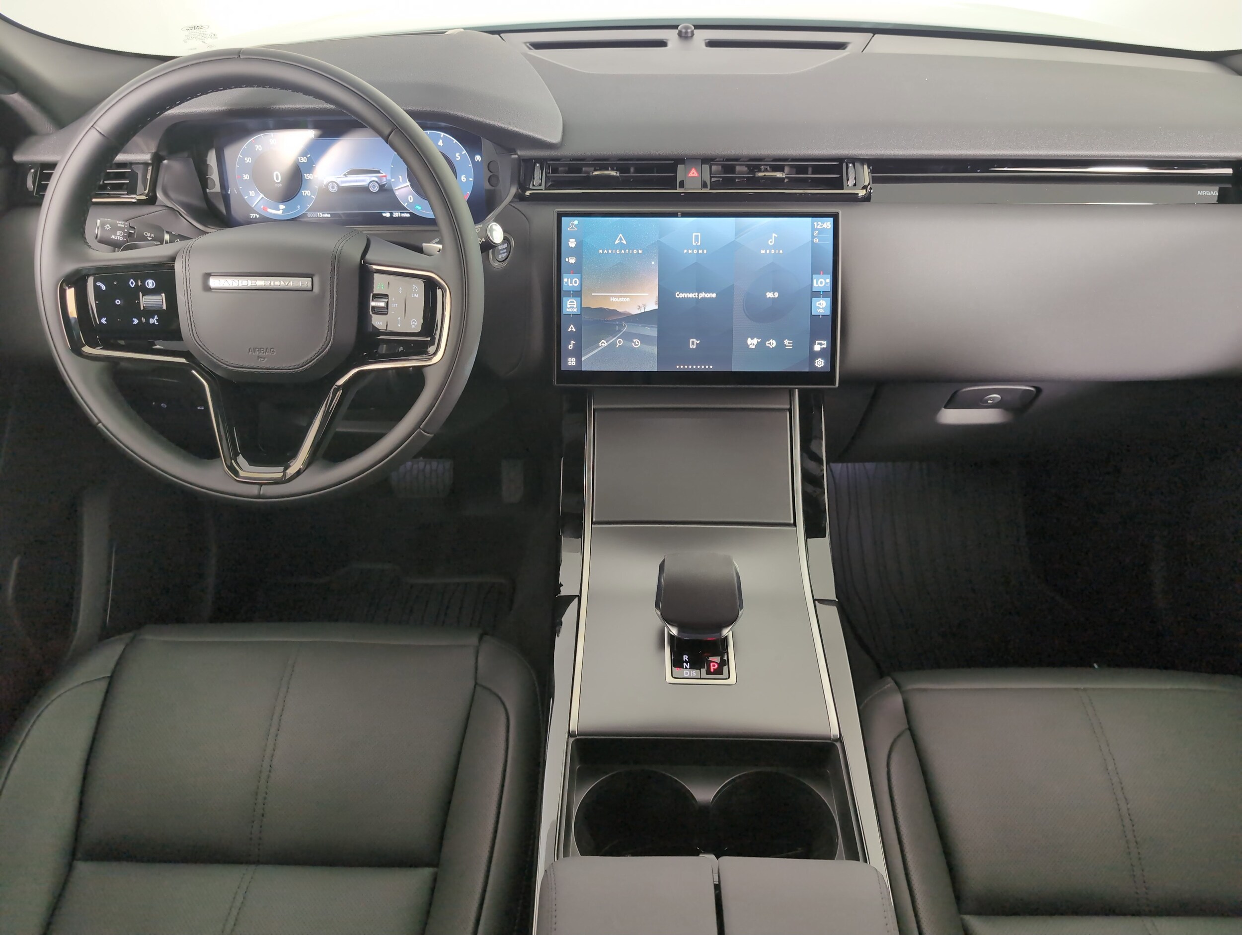2026 Land Rover Range Rover Velar S photo 4