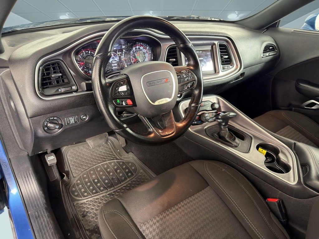 Used 2020 Dodge Challenger SXT Coupe
