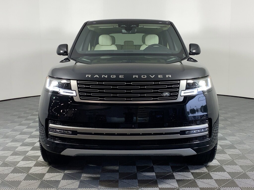 New 2025 Land Rover Range Rover P530 SE SUV