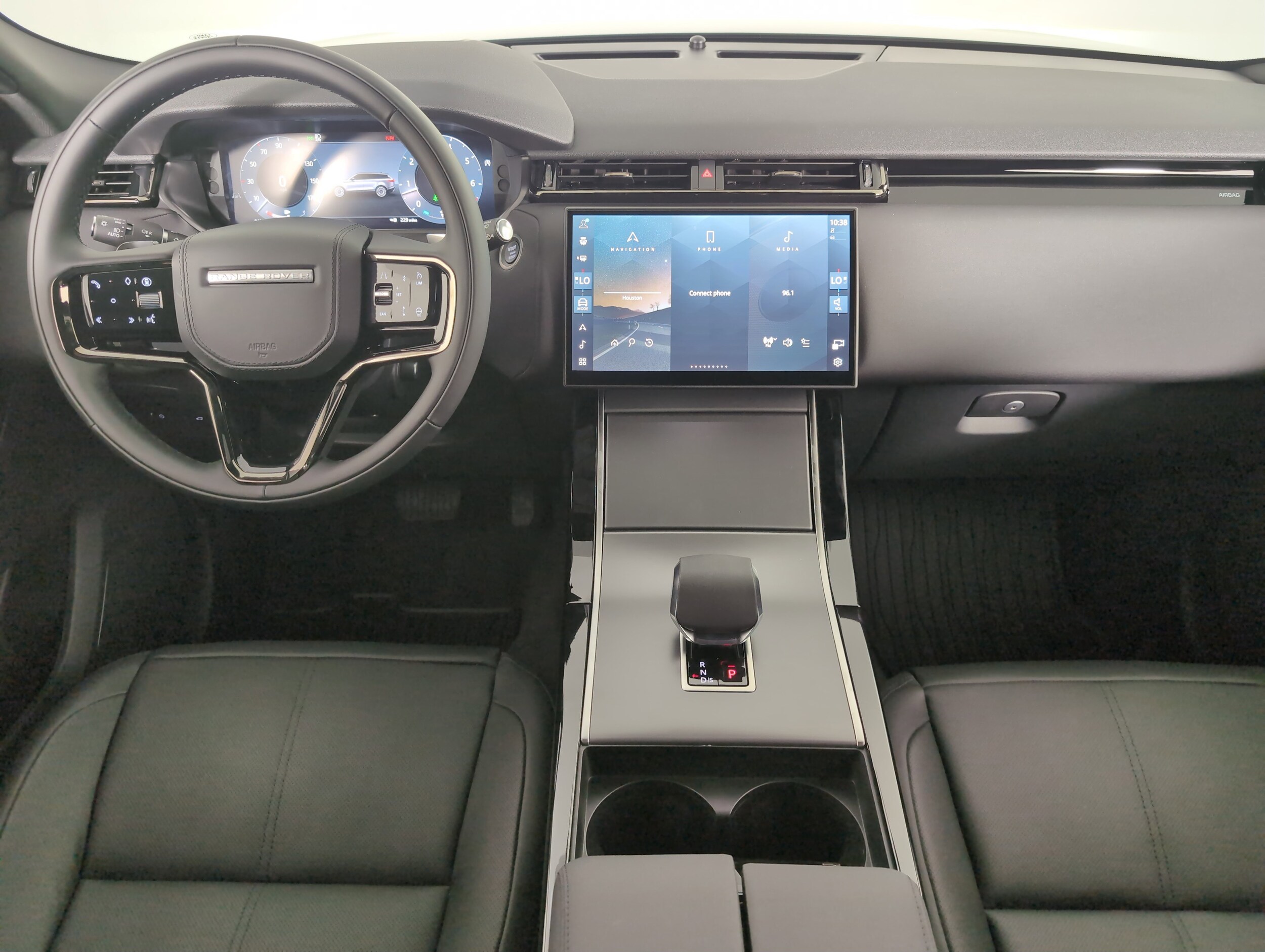 2026 Land Rover Range Rover Velar S photo 4