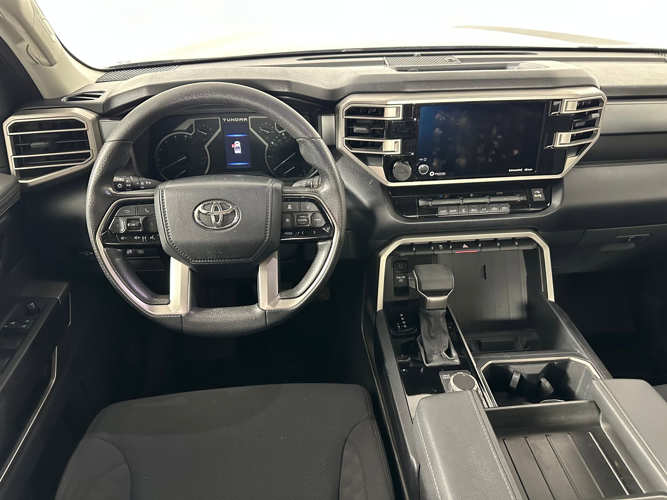 2023 Toyota Tundra SR5 photo 3