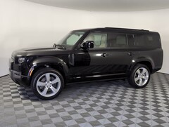2025 Land Rover Defender 130 X-Dynamic SE SUV