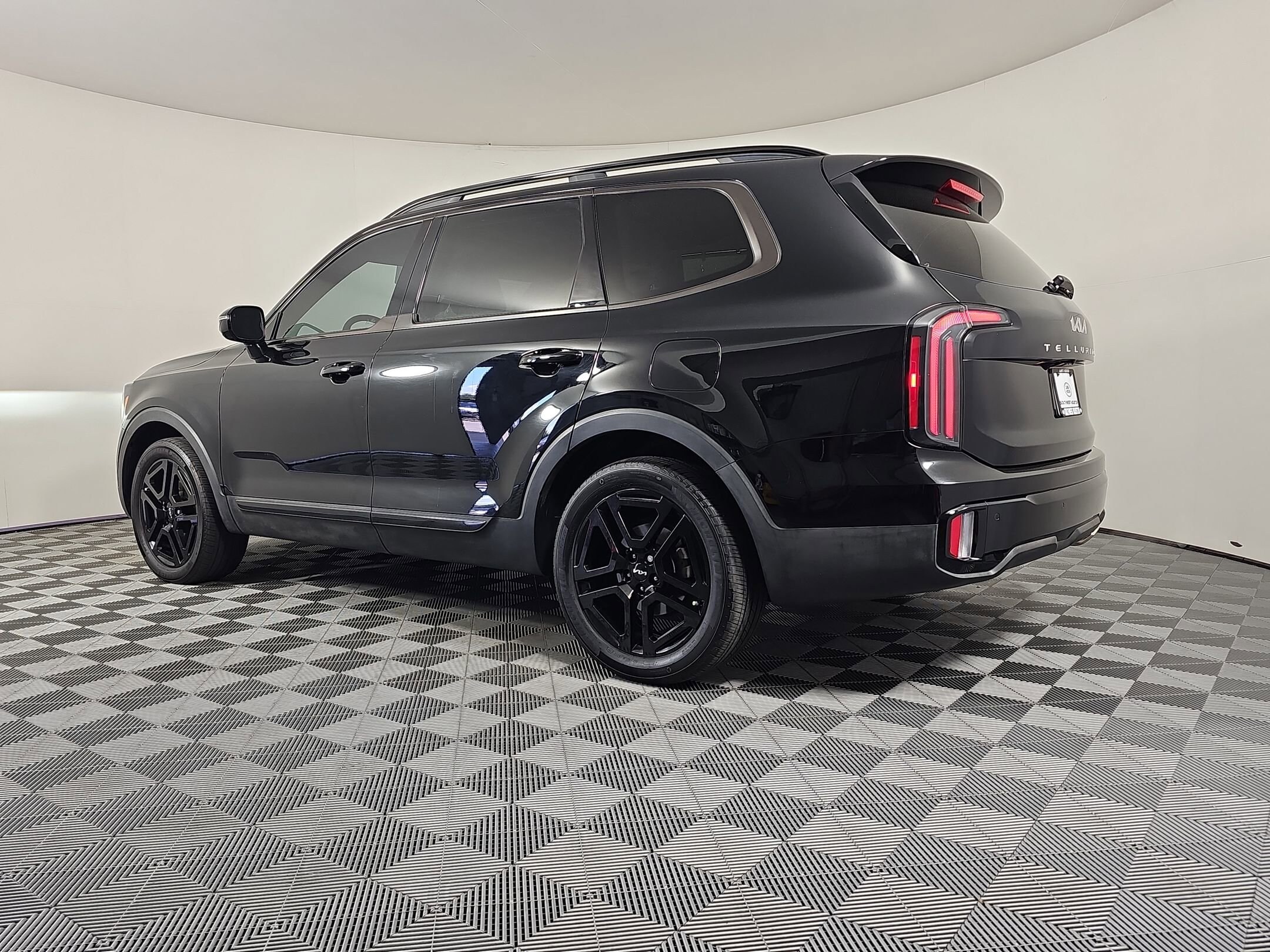 2024 Kia Telluride SX X-Line photo 2