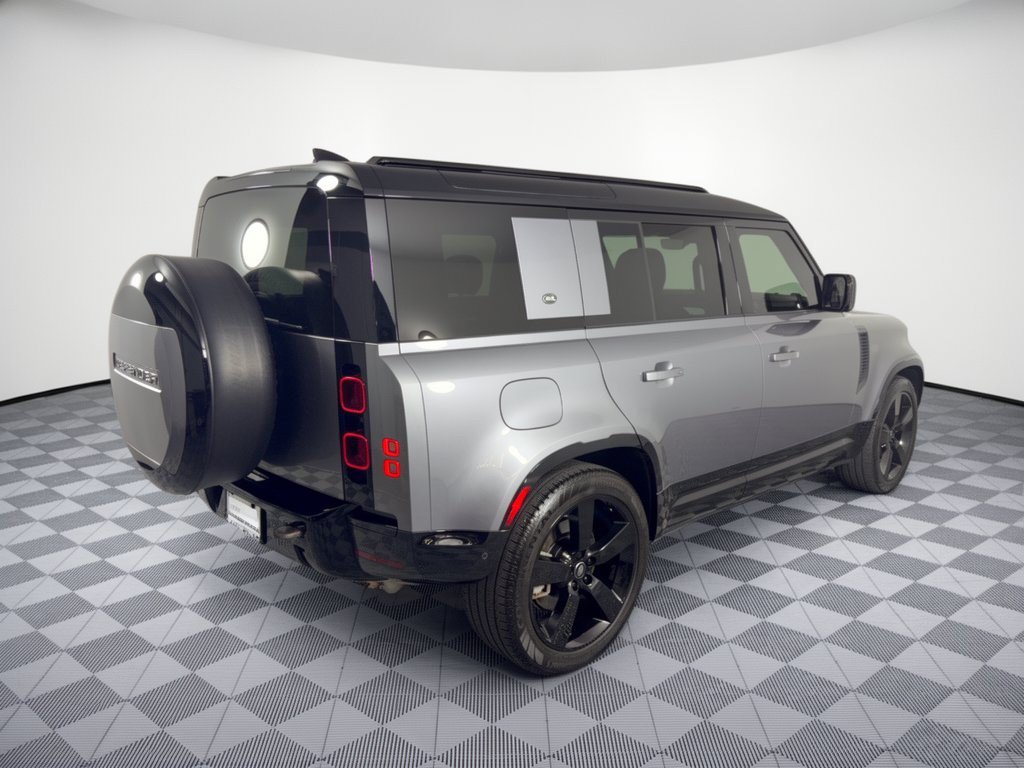 2024 Land Rover Defender X-Dynamic SE - Photo 10