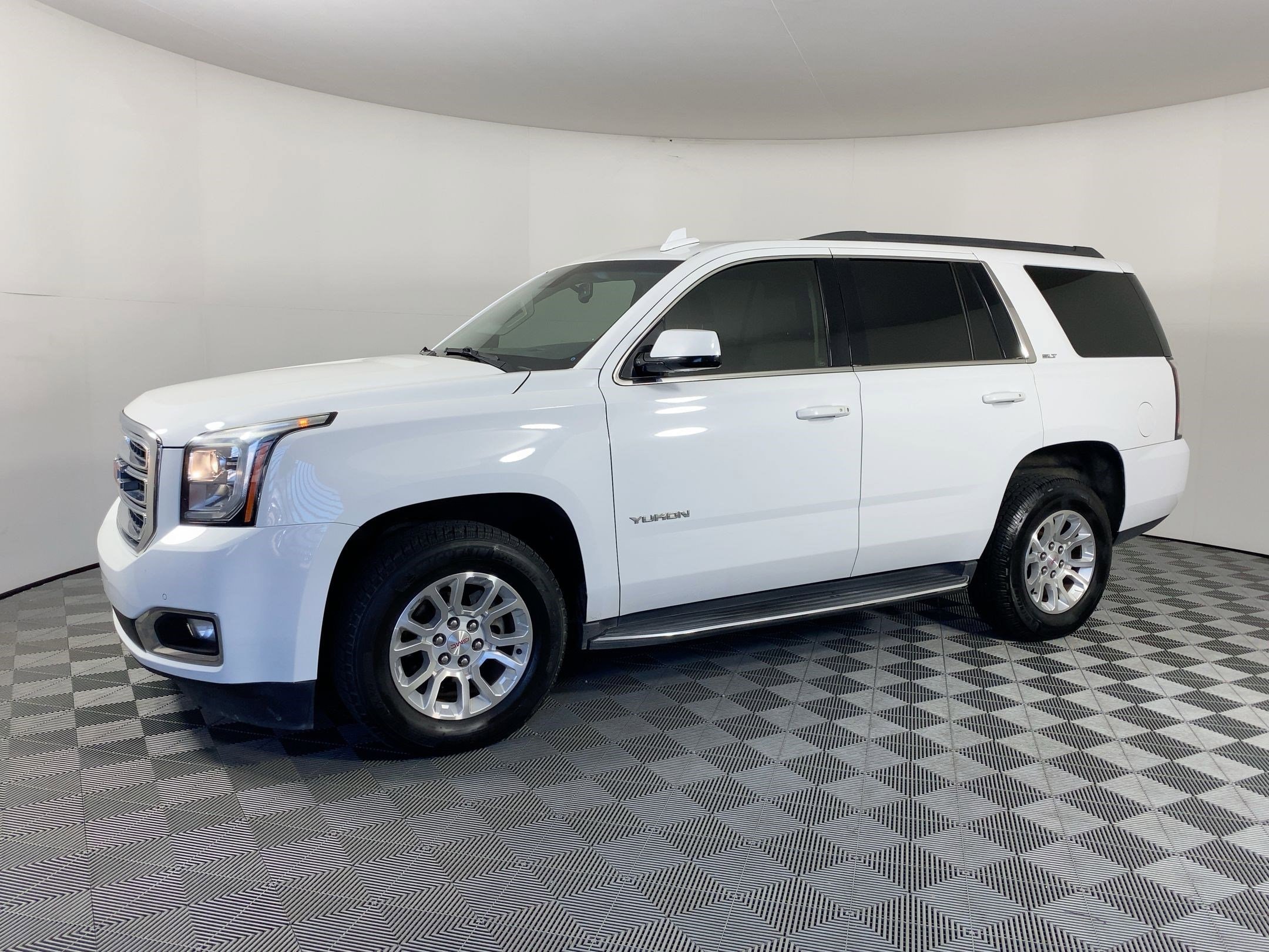 2017 GMC Yukon SLT's photo