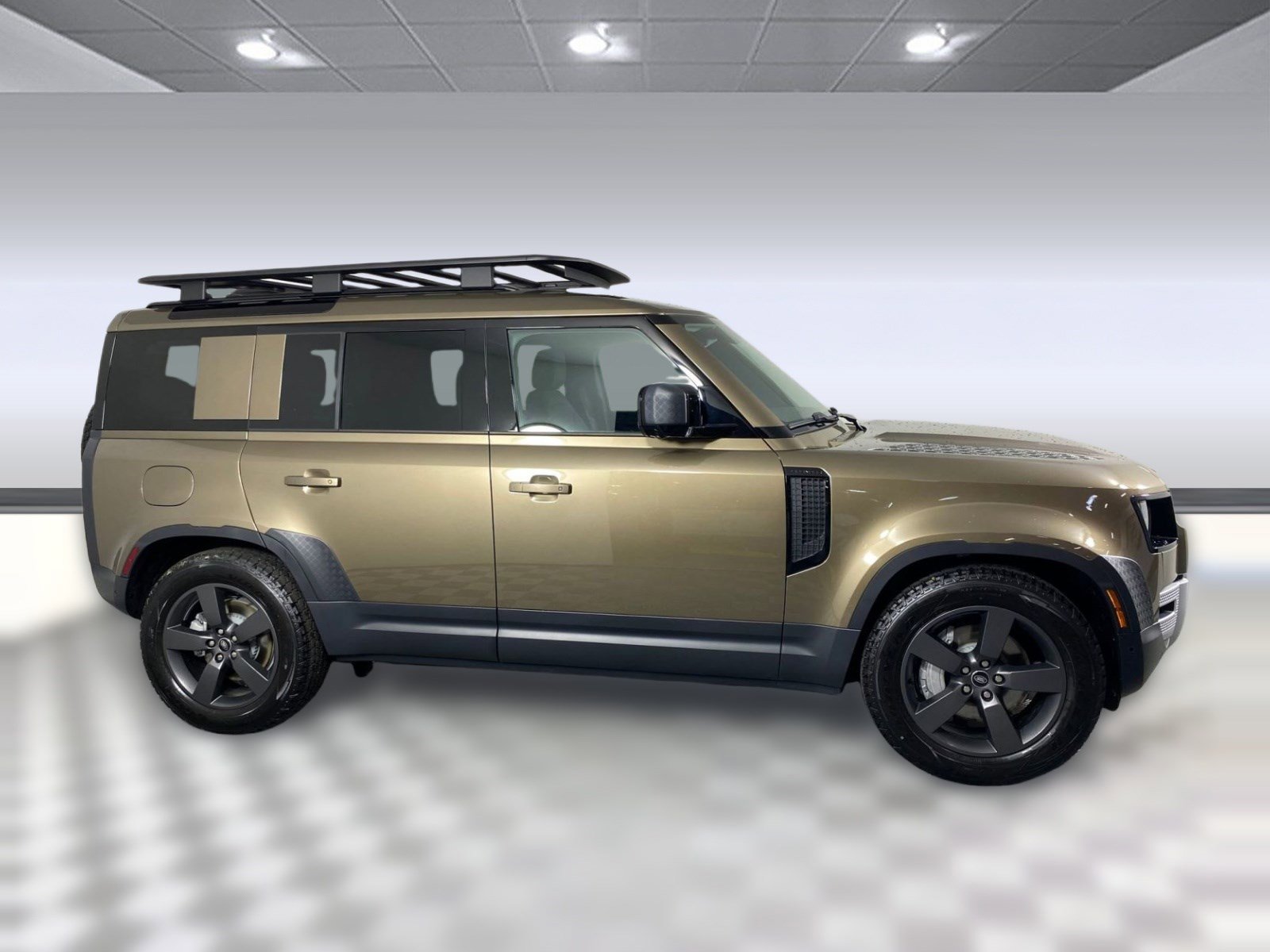 2025 Land Rover Defender S - Photo 7
