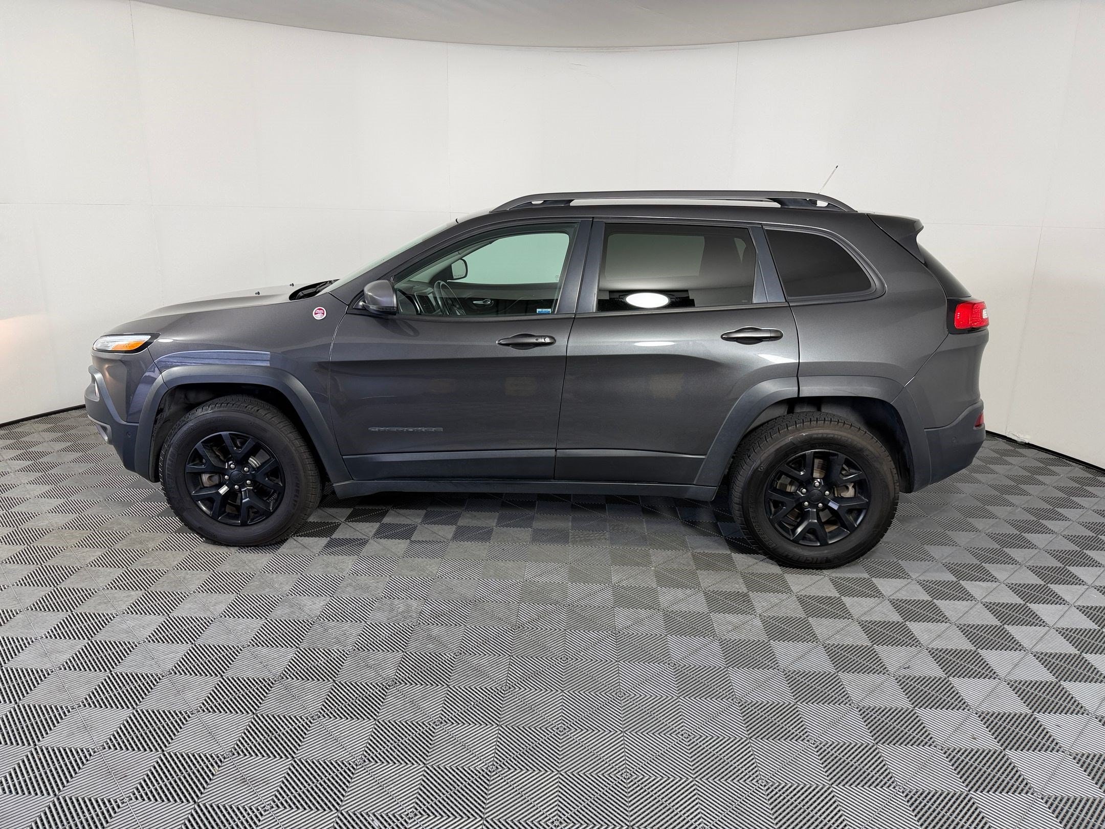 Cherokee Trailhawk SUV