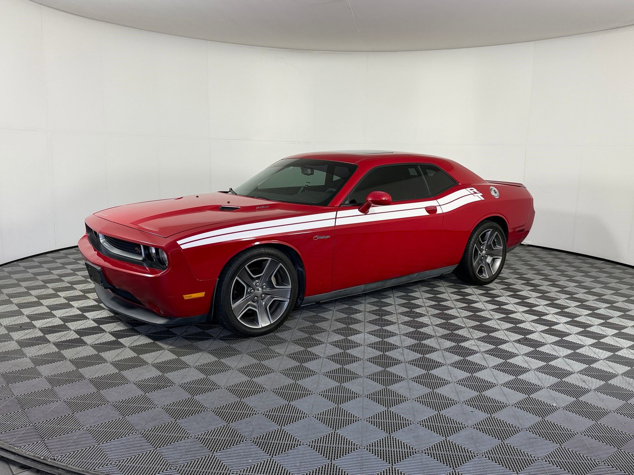 2013 Dodge Challenger R/T Classic's photo