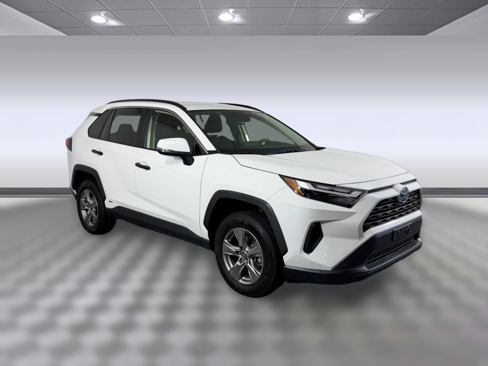 RAV4 Hybrid XLE SUV