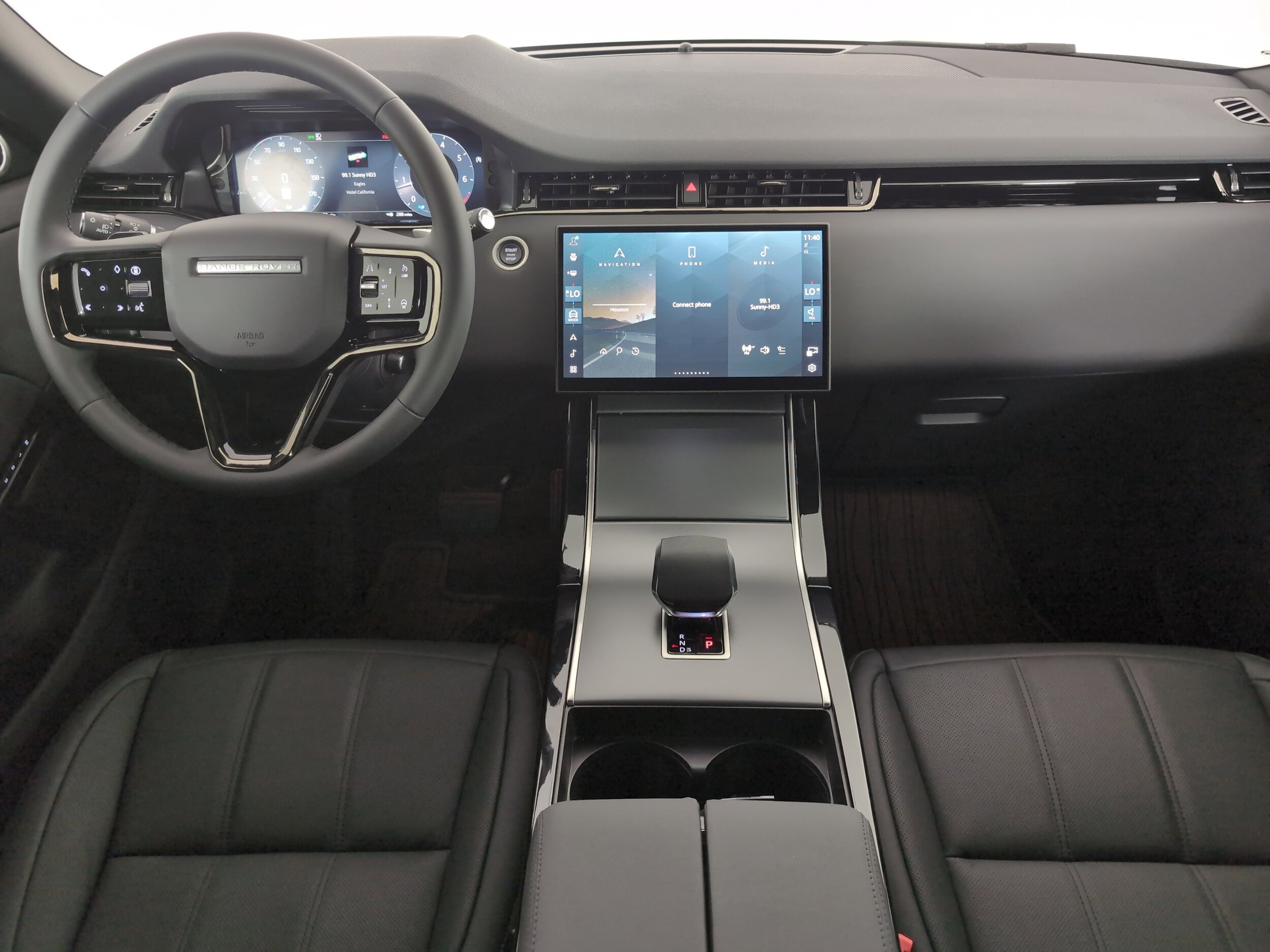 2026 Land Rover Range Rover Evoque S photo 4