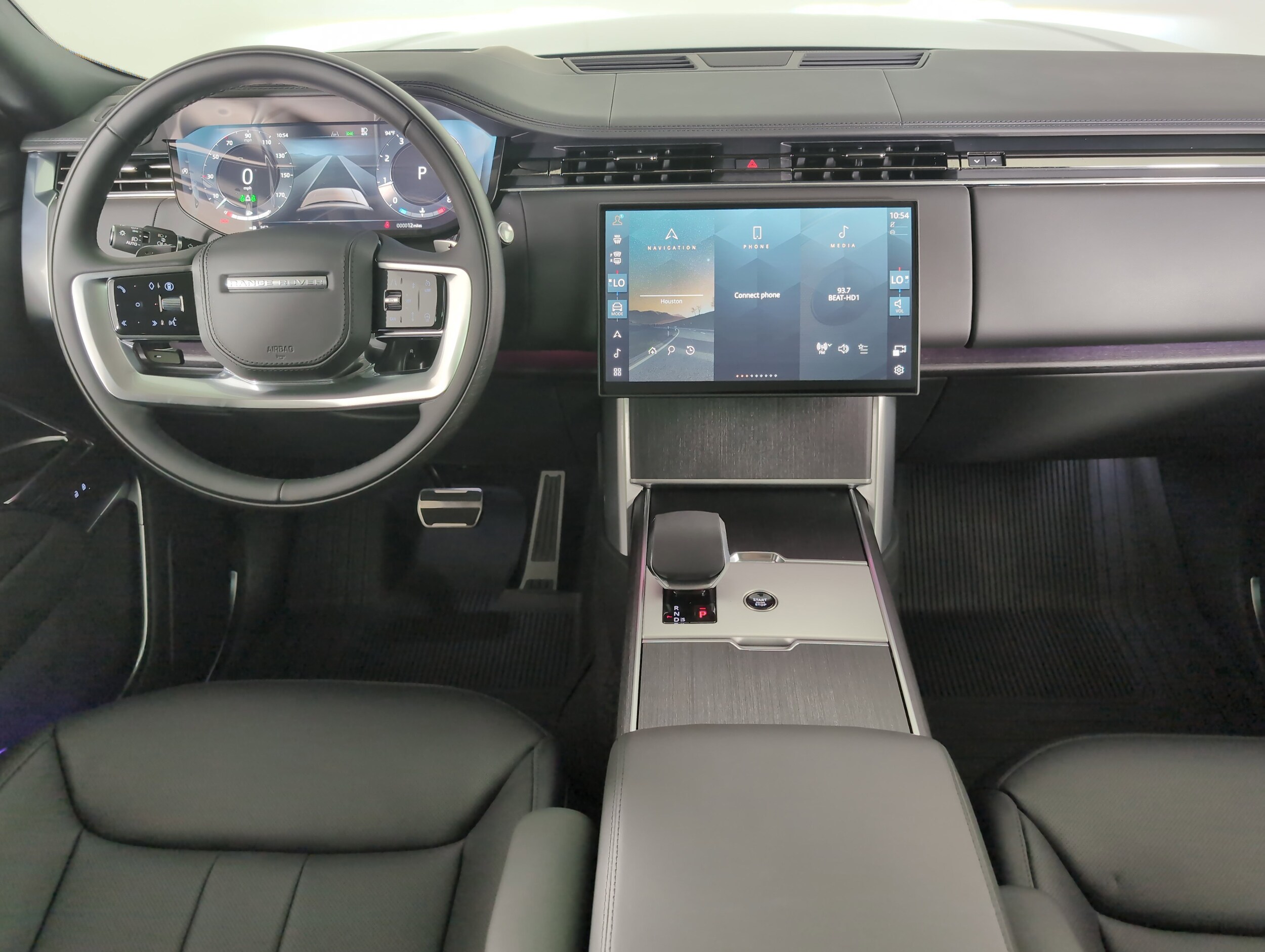 2025 Land Rover Range Rover SE photo 4