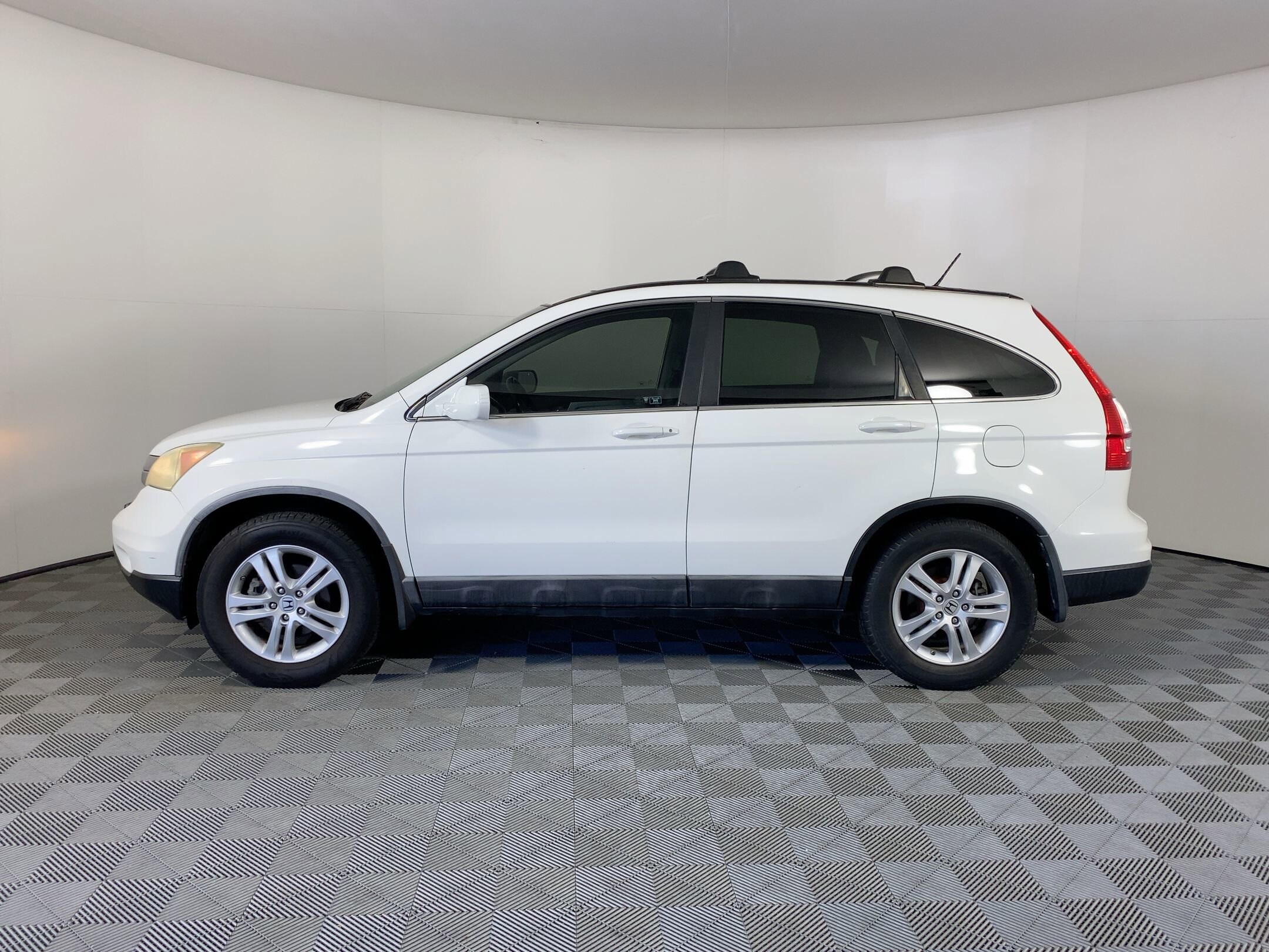 2010 Honda CR-V EX-L photo 2