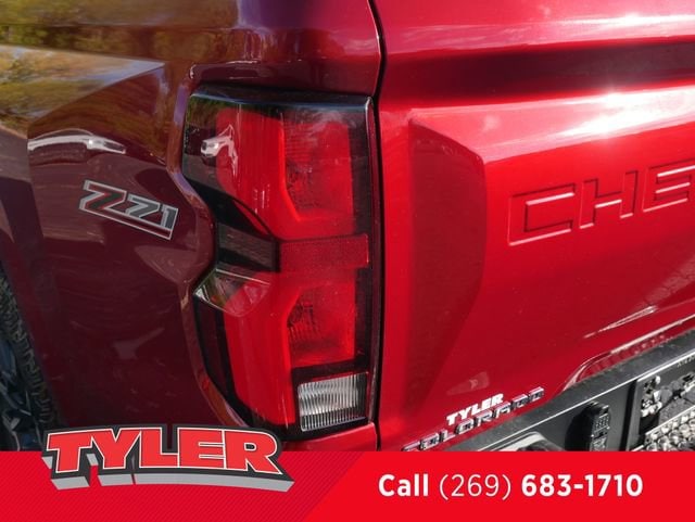 2026 Chevrolet Colorado Z71 - Photo 12