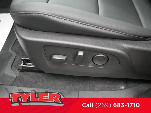 2026 Chevrolet Colorado LT - Photo 21