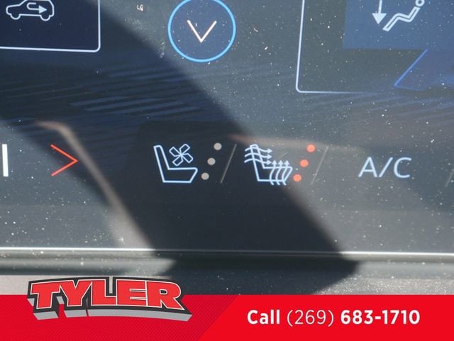 2026 Chevrolet Suburban Premier - Photo 48
