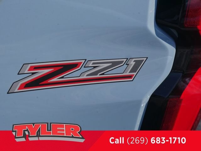 2026 Chevrolet Colorado Z71 - Photo 13