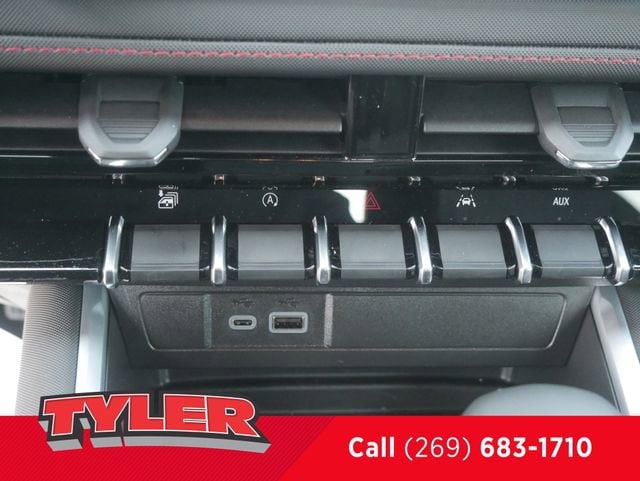 2026 Chevrolet Colorado Z71 - Photo 32