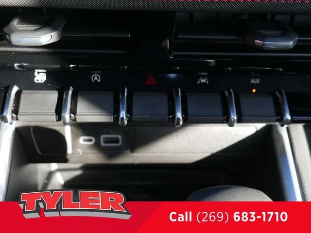 2026 Chevrolet Colorado Z71 - Photo 27