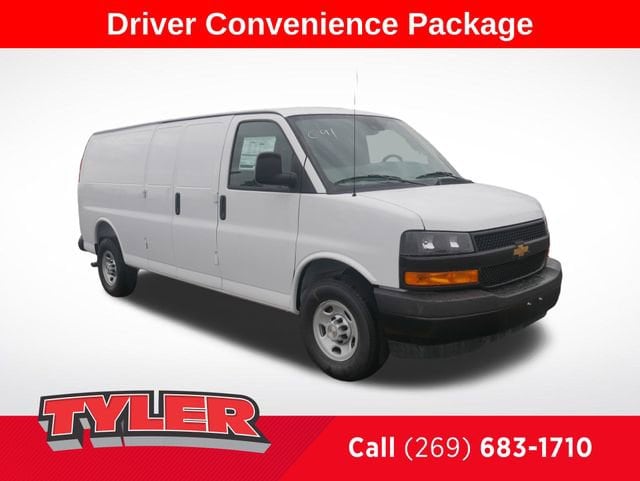 2026 Chevrolet Express 2500 Extended Work Van HD's photo