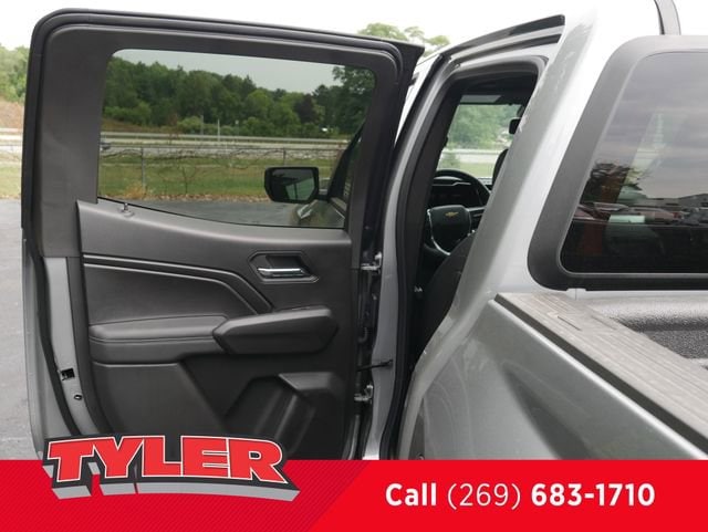 2026 Chevrolet Colorado LT - Photo 18