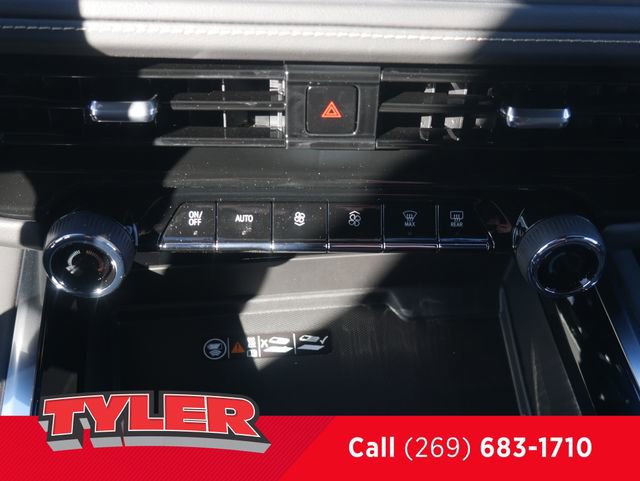 2026 Chevrolet Suburban Premier - Photo 34
