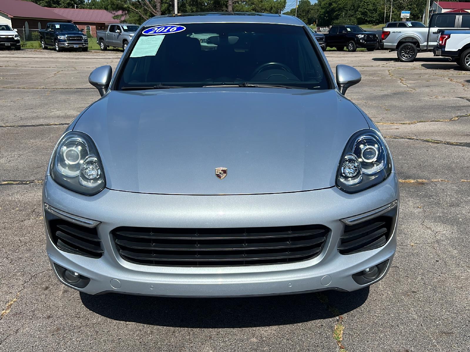 Used 2016 Porsche Cayenne Base with VIN WP1AA2A27GLA08326 for sale in Booneville, AR