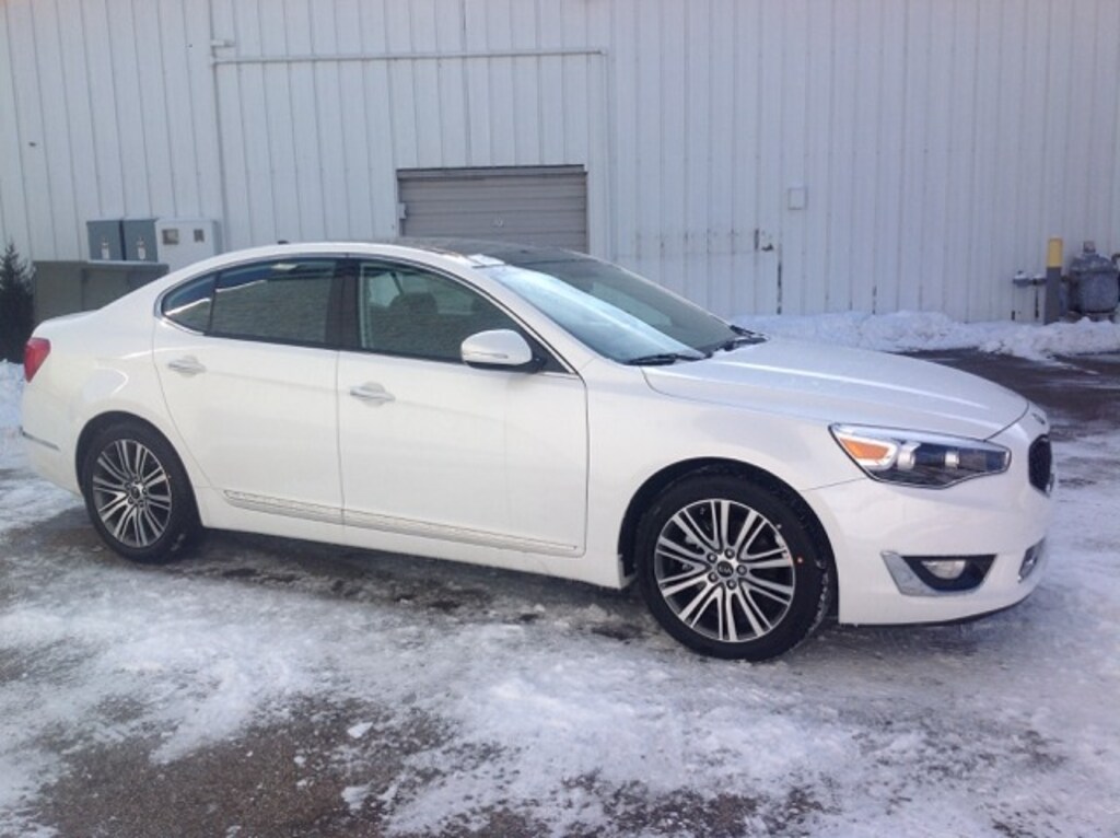 New 2014 Kia Cadenza Sedan