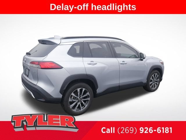 2023 Toyota Corolla Cross XLE - Photo 8