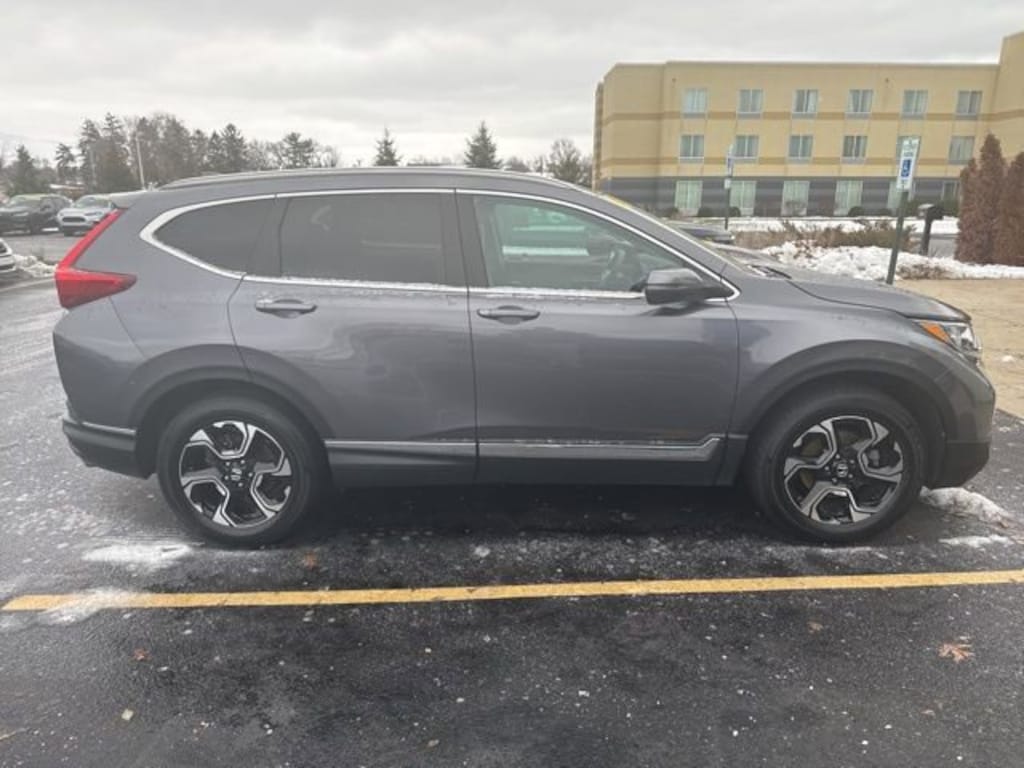 Used 2017 Honda CR-V Touring AWD SUV