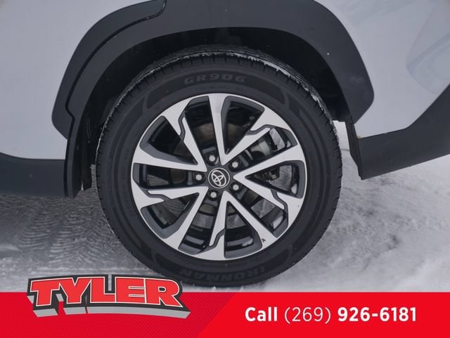 2023 Toyota Corolla Cross XLE - Photo 39