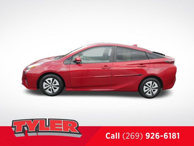 2016 Toyota Prius Four photo 4