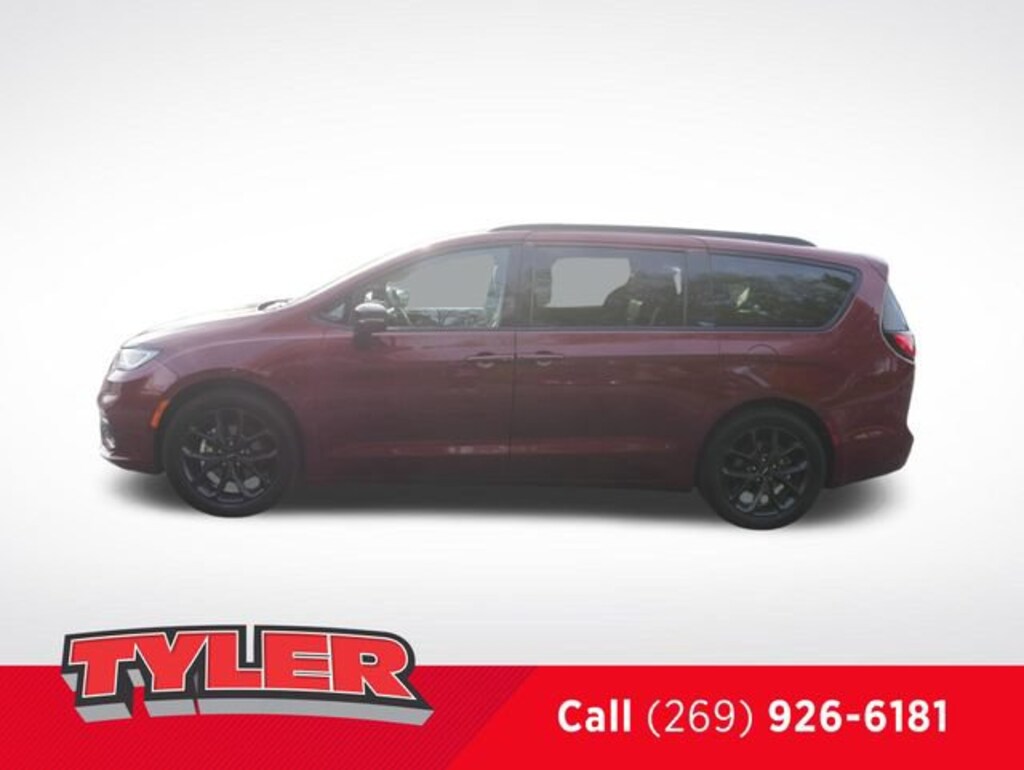 Used 2023 Chrysler Pacifica Limited Van Passenger Van