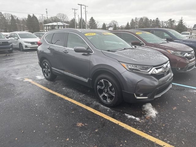 2017 Honda CR-V Touring's photo