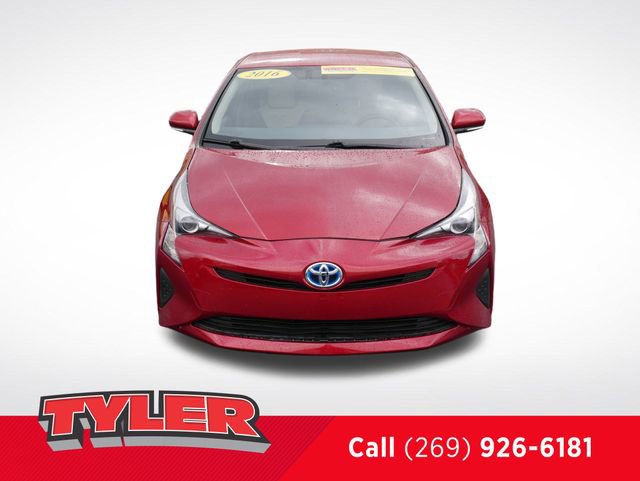 2016 Toyota Prius Four photo 2