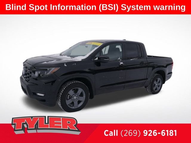 2025 Honda Ridgeline TrailSport photo 3