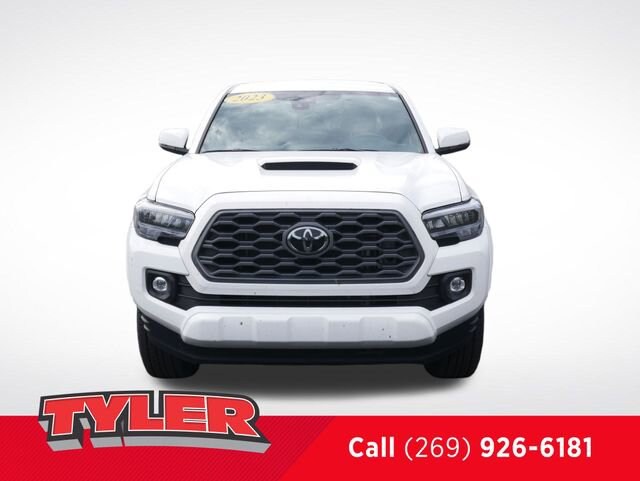 2023 Toyota Tacoma TRD Sport V6 photo 2