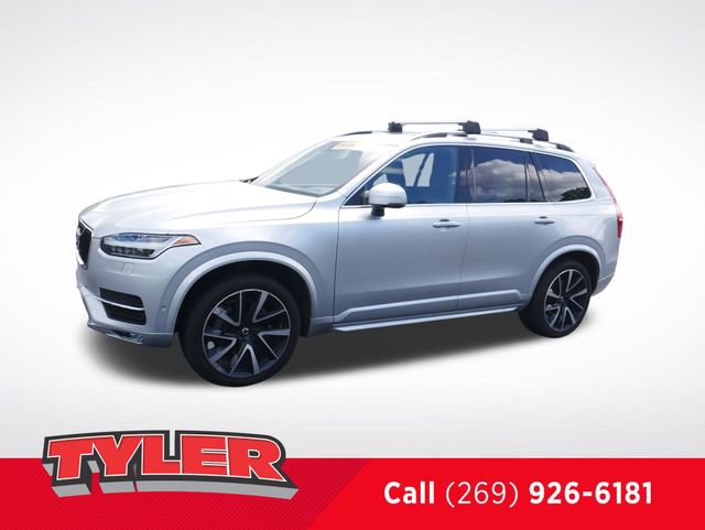 2018 Volvo XC90 T6 AWD Momentum photo 2