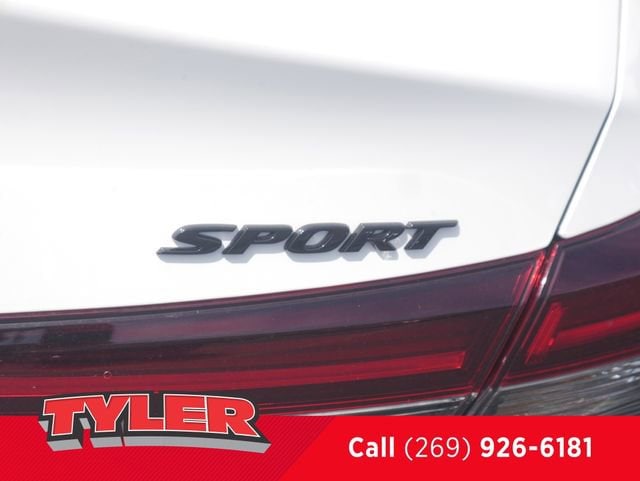2026 Honda Civic Sport - Photo 13