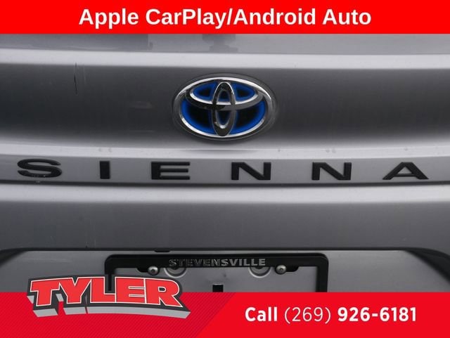 2024 Toyota Sienna XLE - Photo 13