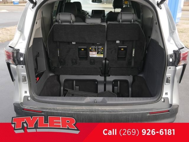 2024 Toyota Sienna XLE - Photo 16