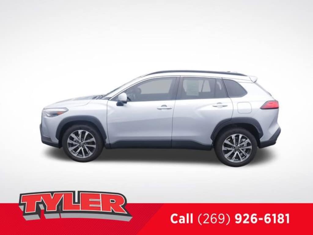 Used 2023 Toyota Corolla Cross XLE SUV