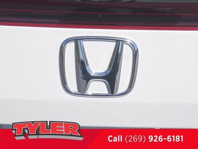 2026 Honda Civic Hatchback Sport - Photo 15