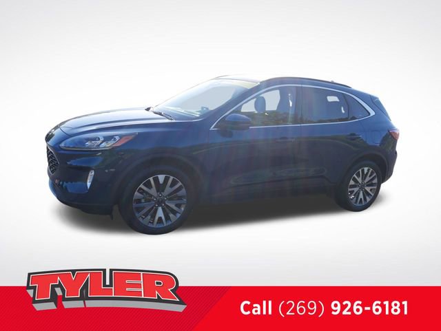 2020 Ford Escape Titanium Hybrid photo 3