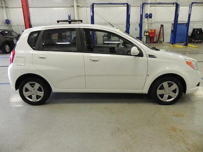 2009 Chevrolet Aveo: Small, Cheerful, Green