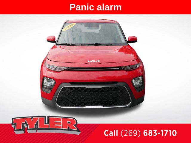 2022 Kia Soul LX photo 2