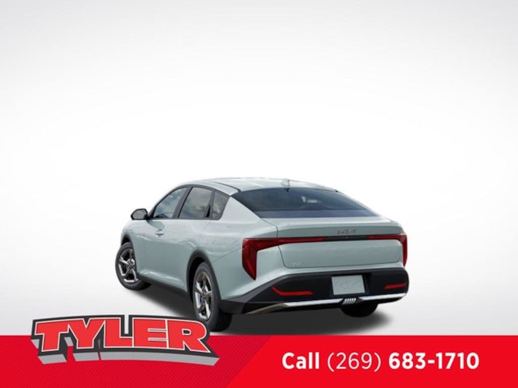 New 2026 Kia K4 LXS Sedan
